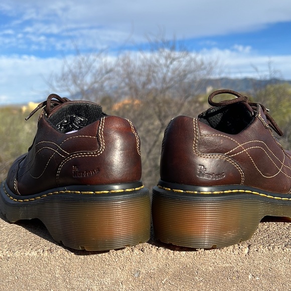 Dr. Martens Chunky Platform 5 Eye Y2K 90’s Vintage Oxfords - Picture 9 of 17